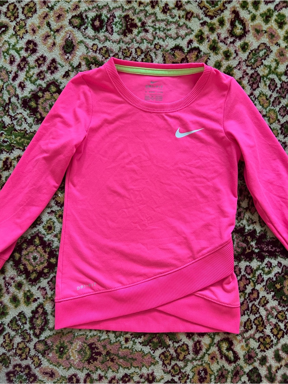Size 3T Nike Kids' Dri-FIT Pink Long-Sleeve Top